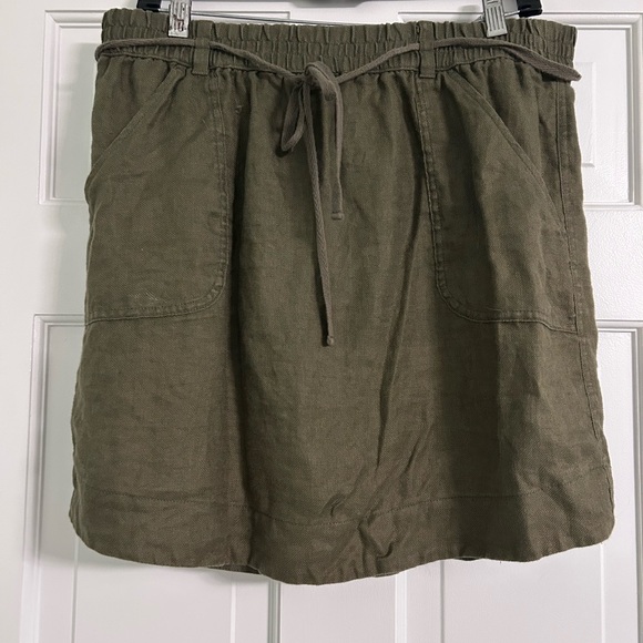 Light Weight Skirt - Picture 1 of 3